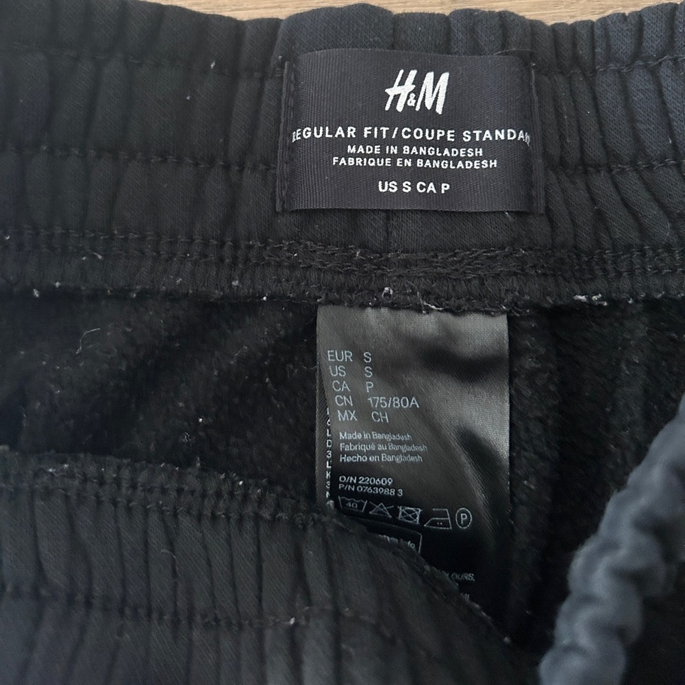 H&M Unisex Black Jogger Sweatpants - Size XS and S- USED - Picture 8 of 8